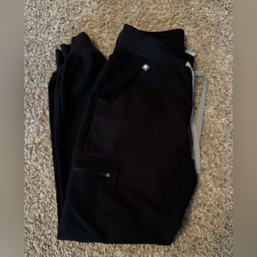 Figs Zamora Jogger Scrub Pants Black